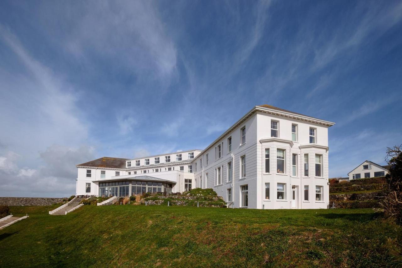 Hotel Polurrian On The Lizard